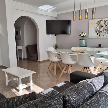 Villa Paradise Вилла Bicas