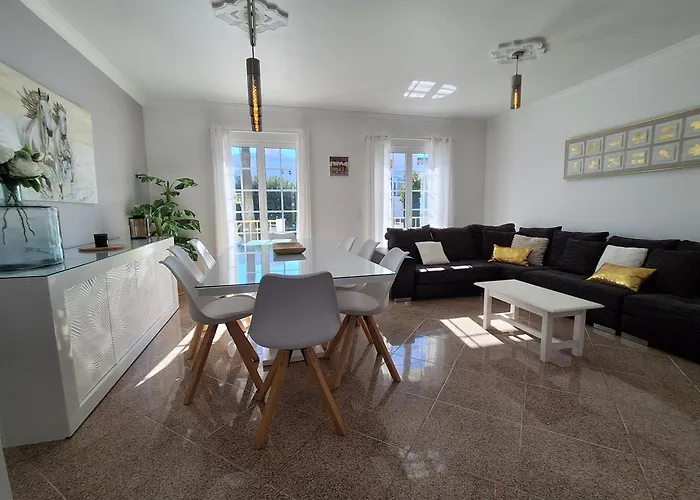 Вилла Villa Paradise Bicas