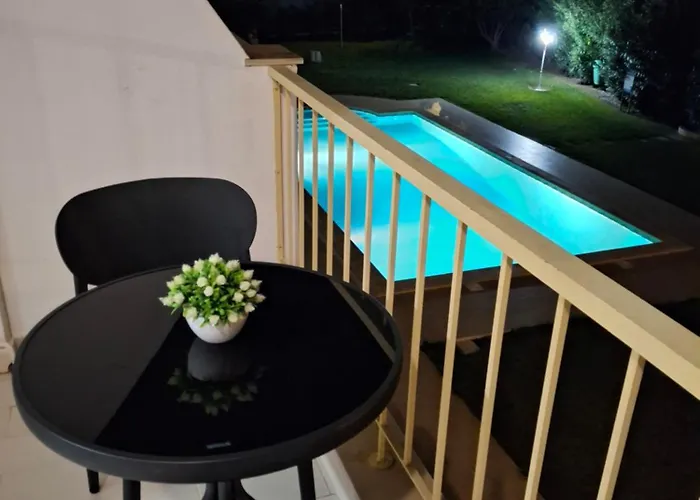 Villa Paradise Вилла Bicas